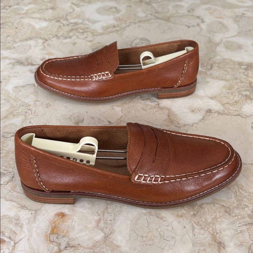 Sperry Seaport Classic Leather Penny Loafers - Picture 5 of 15